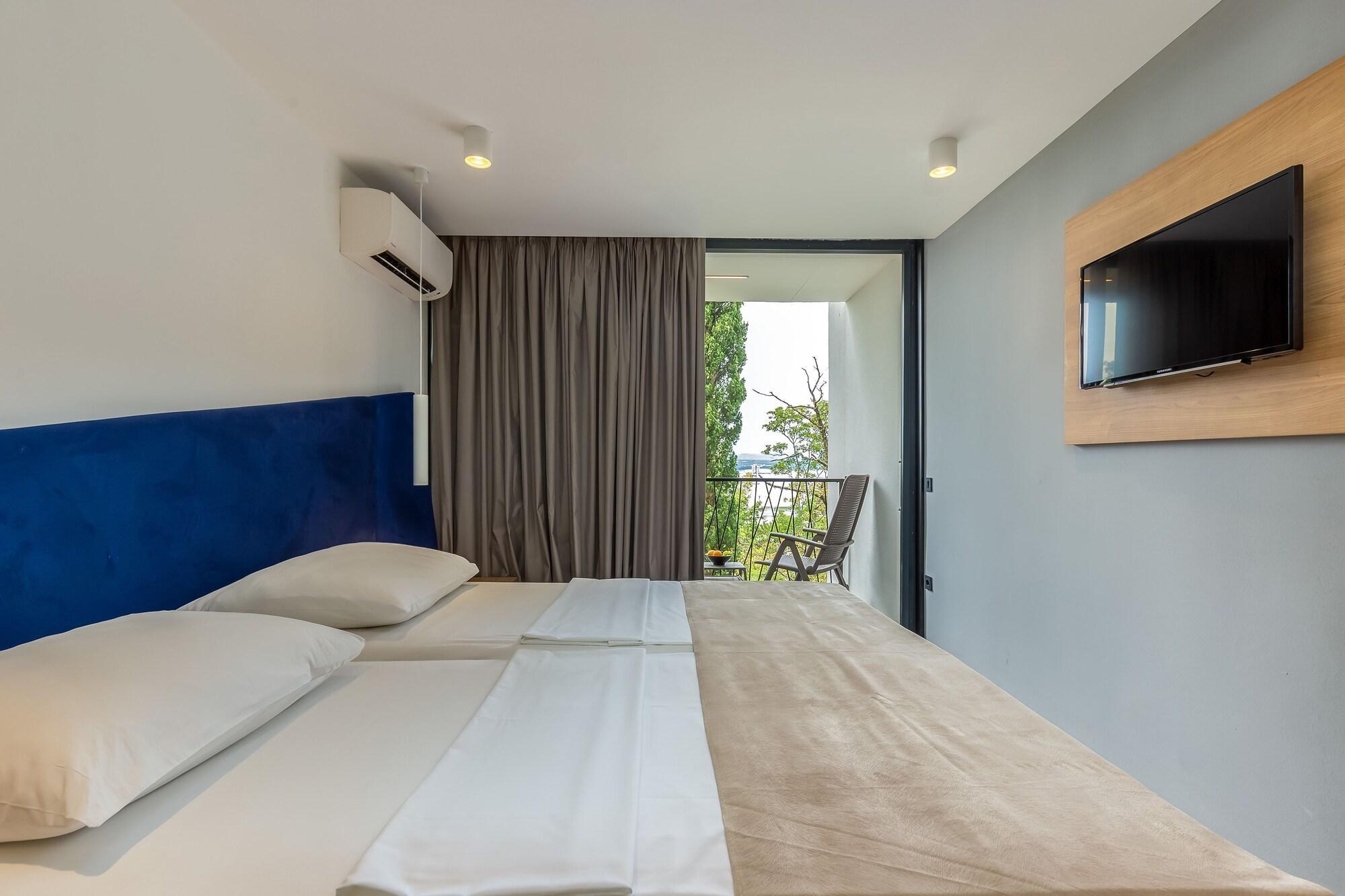 Hotel Ad Turres Crikvenica Exteriör bild