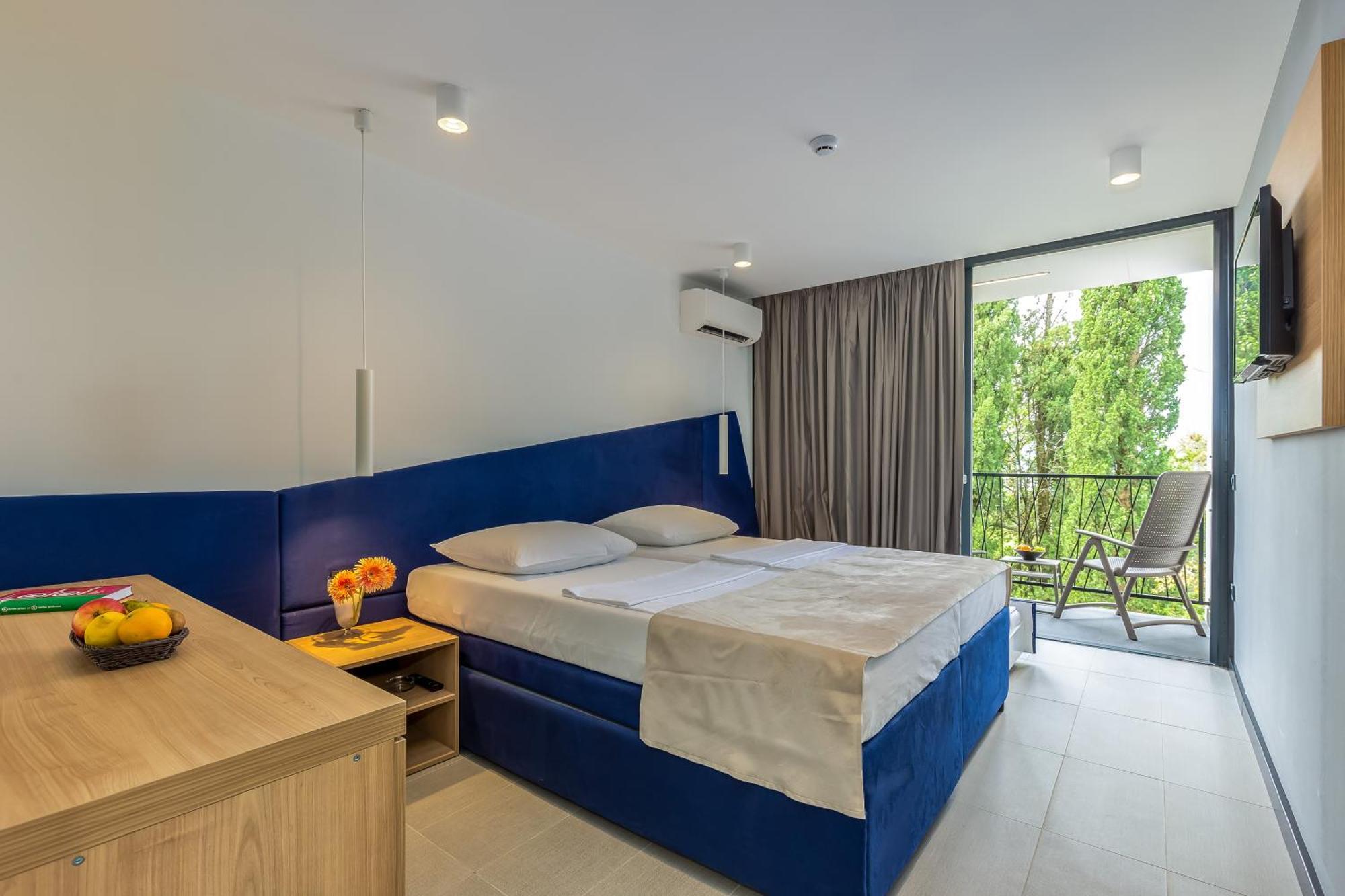 Hotel Ad Turres Crikvenica Exteriör bild